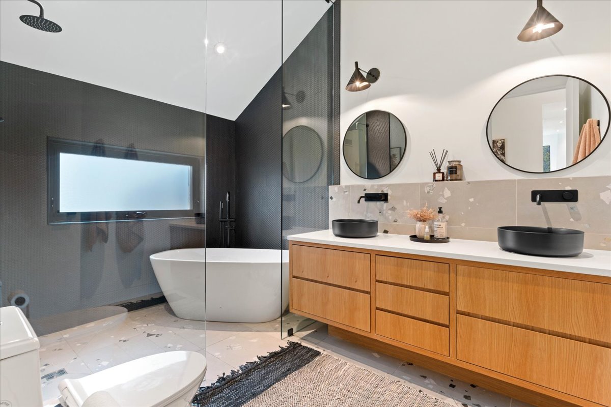 The Ensuite
